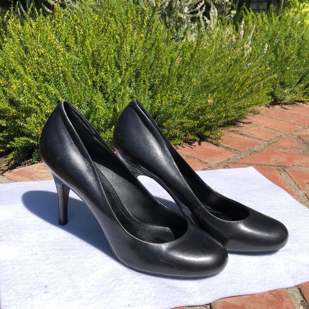 Black heels